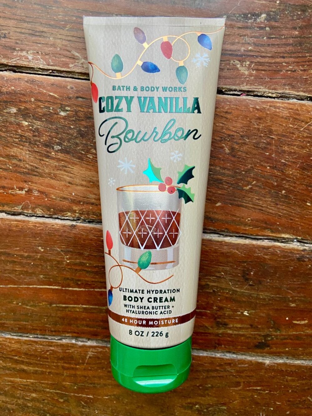 Bath & Body Works Cozy Vanilla Bourbon Ultimate Hydration Body Cream 8 oz